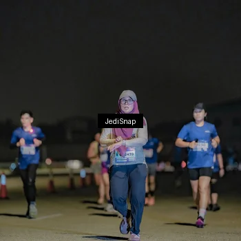 Runner Photo 7507921