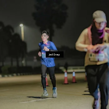 Runner Photo 7507938