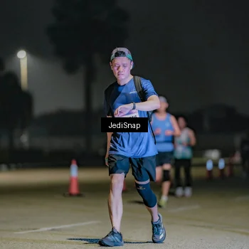 Runner Photo 7507991