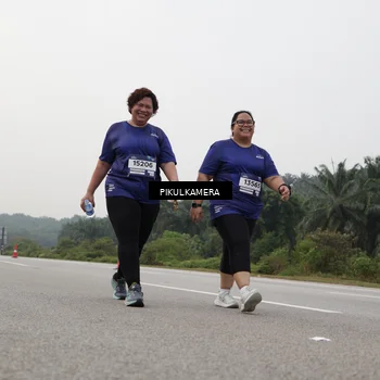 Runner Photo 7507999