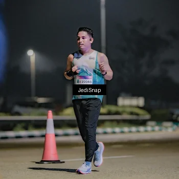 Runner Photo 7508026