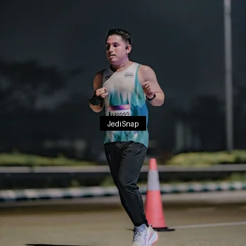 Runner Photo 7508036