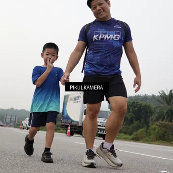 Runner Photo 7508037