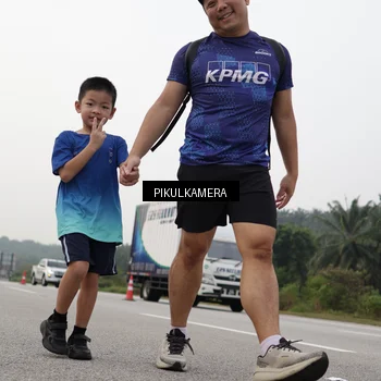 Runner Photo 7508040