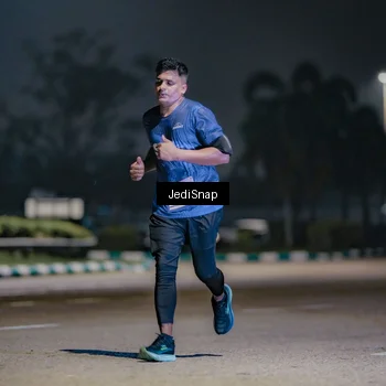 Runner Photo 7508041