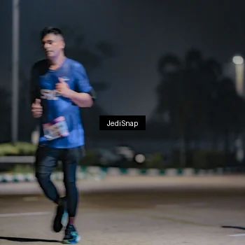 Runner Photo 7508052