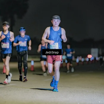 Runner Photo 7508098