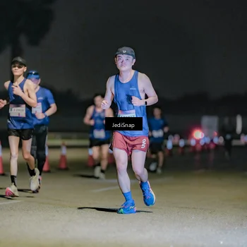 Runner Photo 7508102