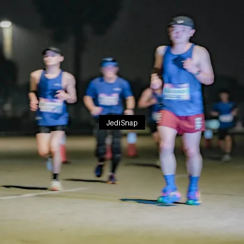 Runner Photo 7508105