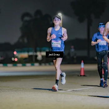 Runner Photo 7508108
