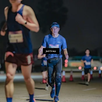 Runner Photo 7508115
