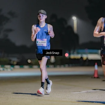 Runner Photo 7508120