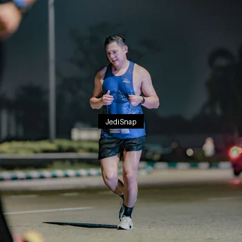 Runner Photo 7508140
