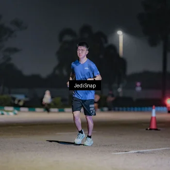 Runner Photo 7508162