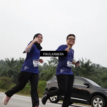 Runner Photo 7508172
