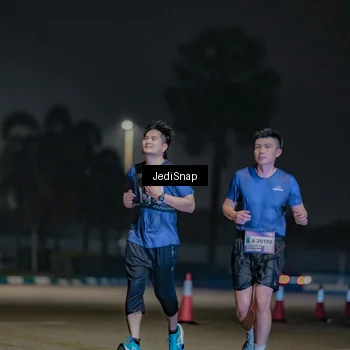 Runner Photo 7508181
