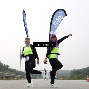 Runner Photo 7508198