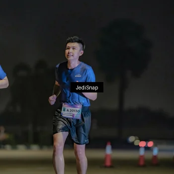 Runner Photo 7508199