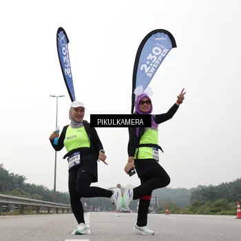 Runner Photo 7508212