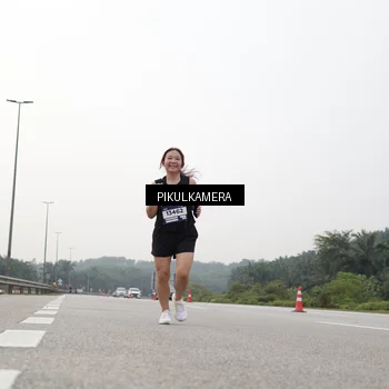 Runner Photo 7508217