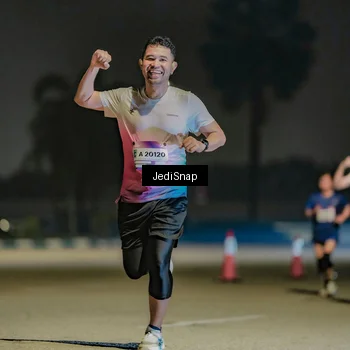 Runner Photo 7508218