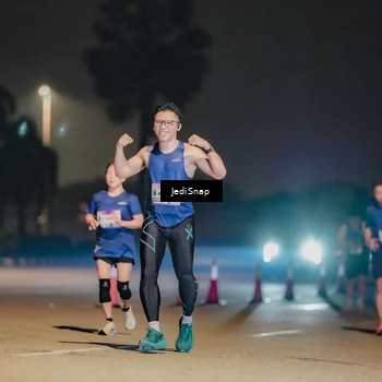 Runner Photo 7508222