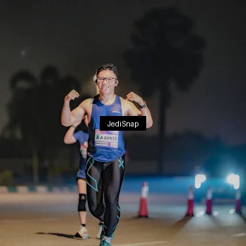 Runner Photo 7508243