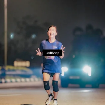 Runner Photo 7508244