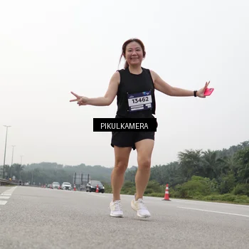 Runner Photo 7508247