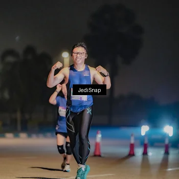 Runner Photo 7508248