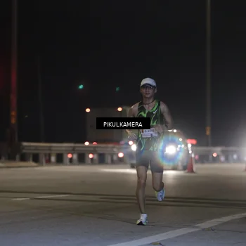 Runner Photo 7508253