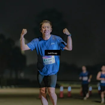 Runner Photo 7508255