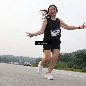 Runner Photo 7508258