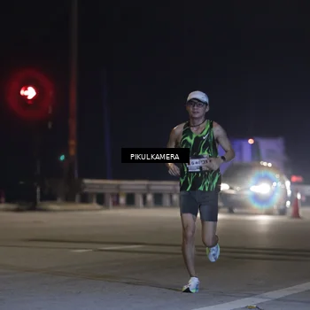 Runner Photo 7508263