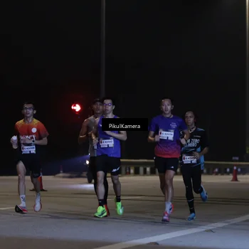Runner Photo 7508266