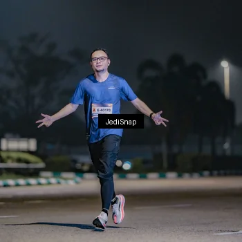 Runner Photo 7508278