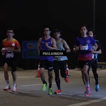 Runner Photo 7508285