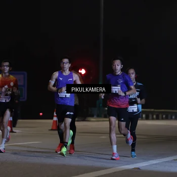 Runner Photo 7508287