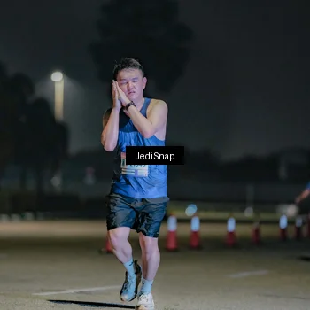 Runner Photo 7508295