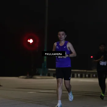 Runner Photo 7508301