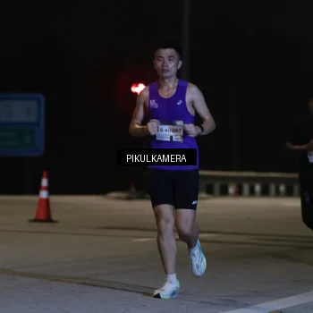 Runner Photo 7508313