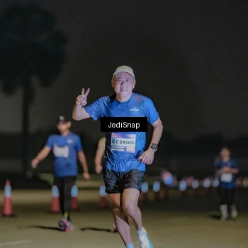 Runner Photo 7508319