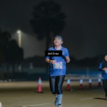 Runner Photo 7508350