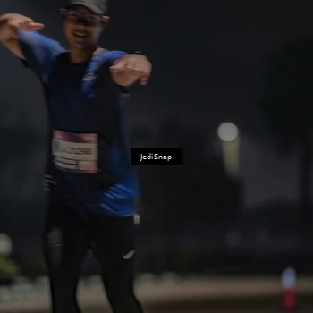 Runner Photo 7508412