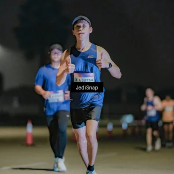 Runner Photo 7508416