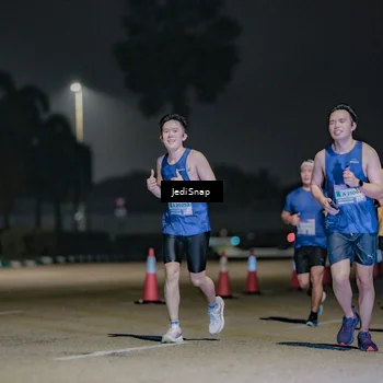 Runner Photo 7508421