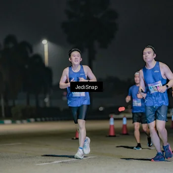 Runner Photo 7508425