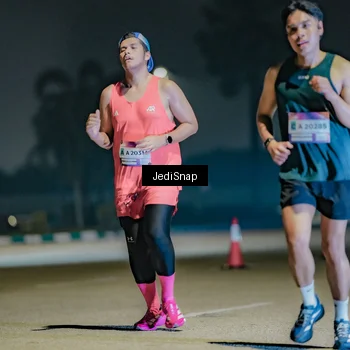 Runner Photo 7508455