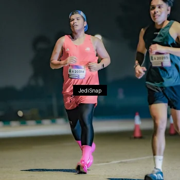 Runner Photo 7508457