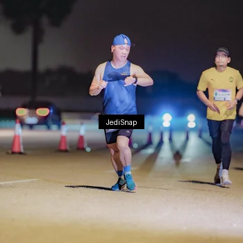 Runner Photo 7508472
